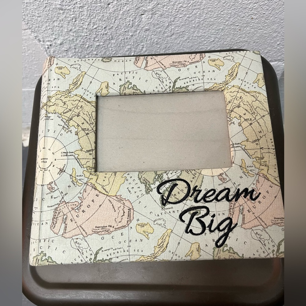 Dream Big Map Design Photo Album